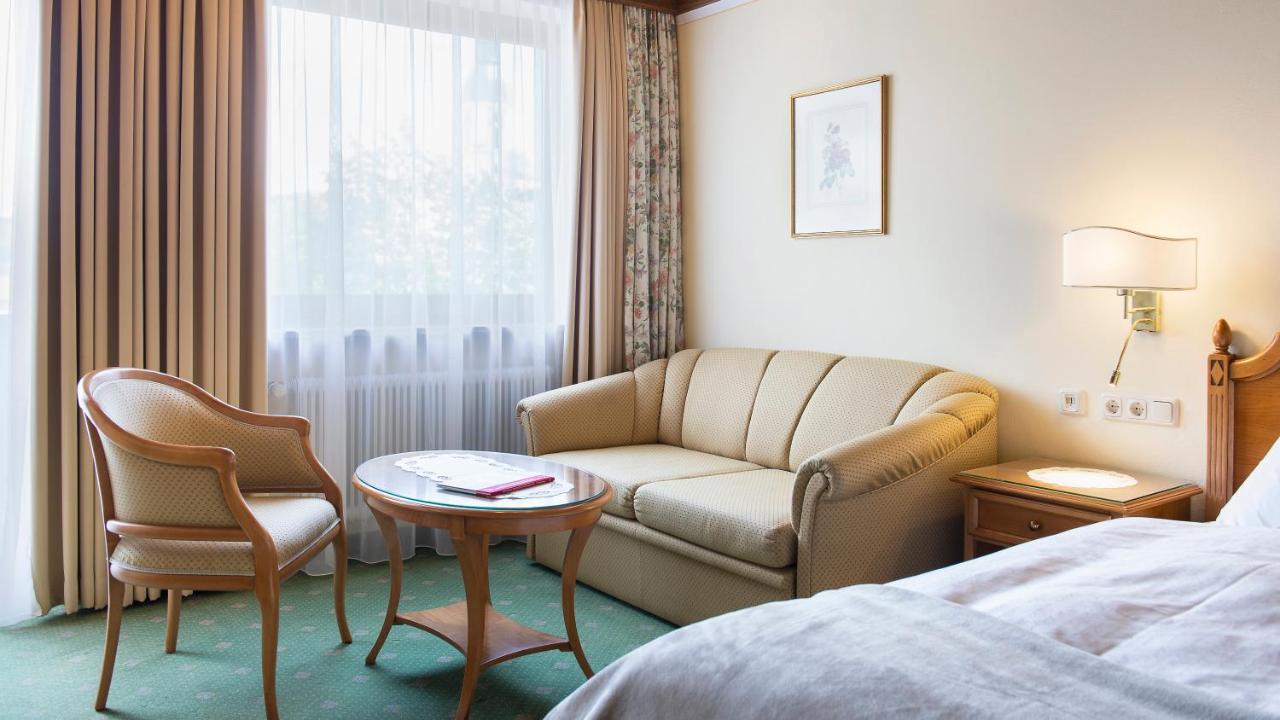 Hotel Landgasthof Altwirt Seeham Extérieur photo